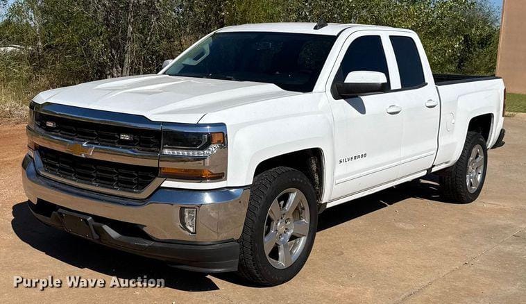 2018 Chevrolet 1500 Equipment Image0