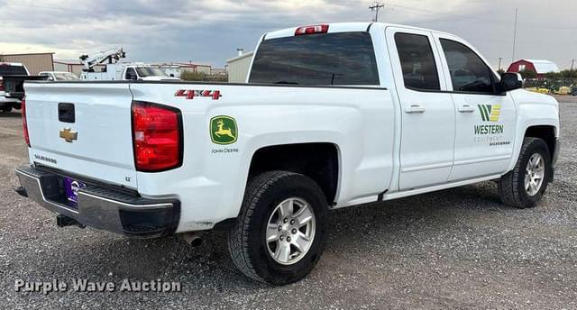 Image of Chevrolet 1500 equipment image 4