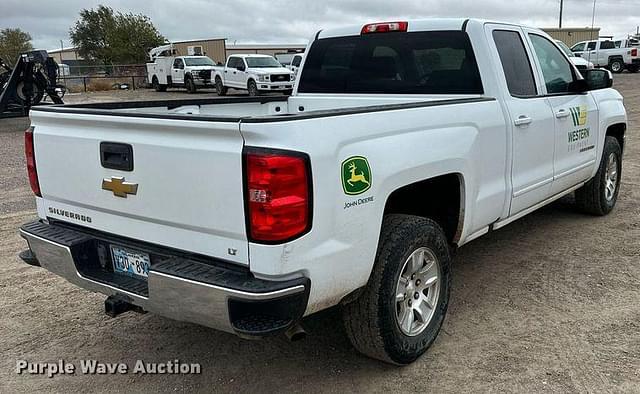 Image of Chevrolet Silverado equipment image 4