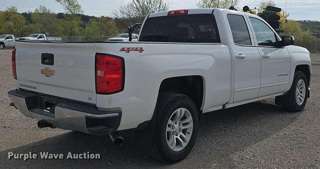 Image of Chevrolet 1500 equipment image 4