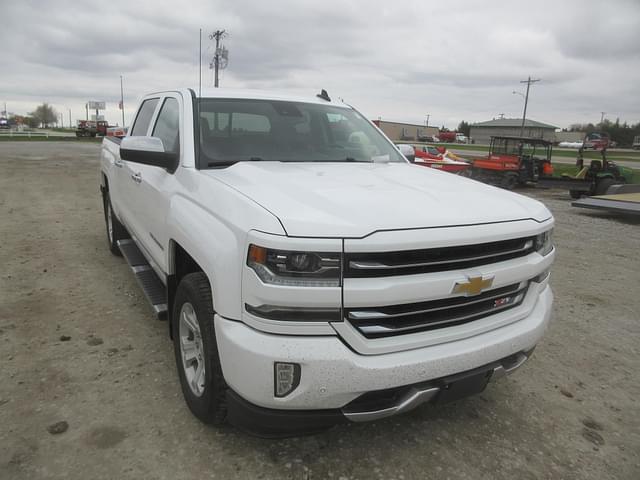Image of Chevrolet 1500 equipment image 3