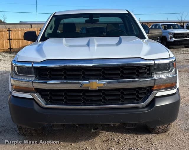 Image of Chevrolet 1500 equipment image 1