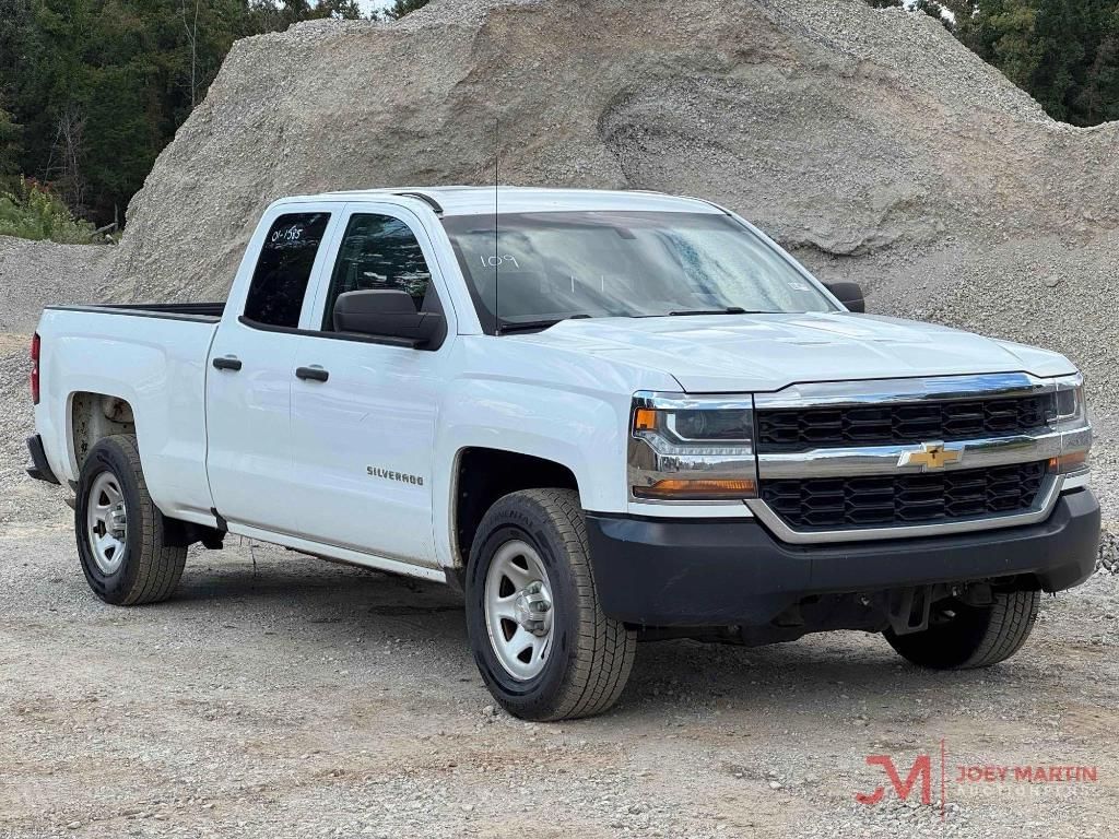 2018 Chevrolet 1500 Equipment Image0