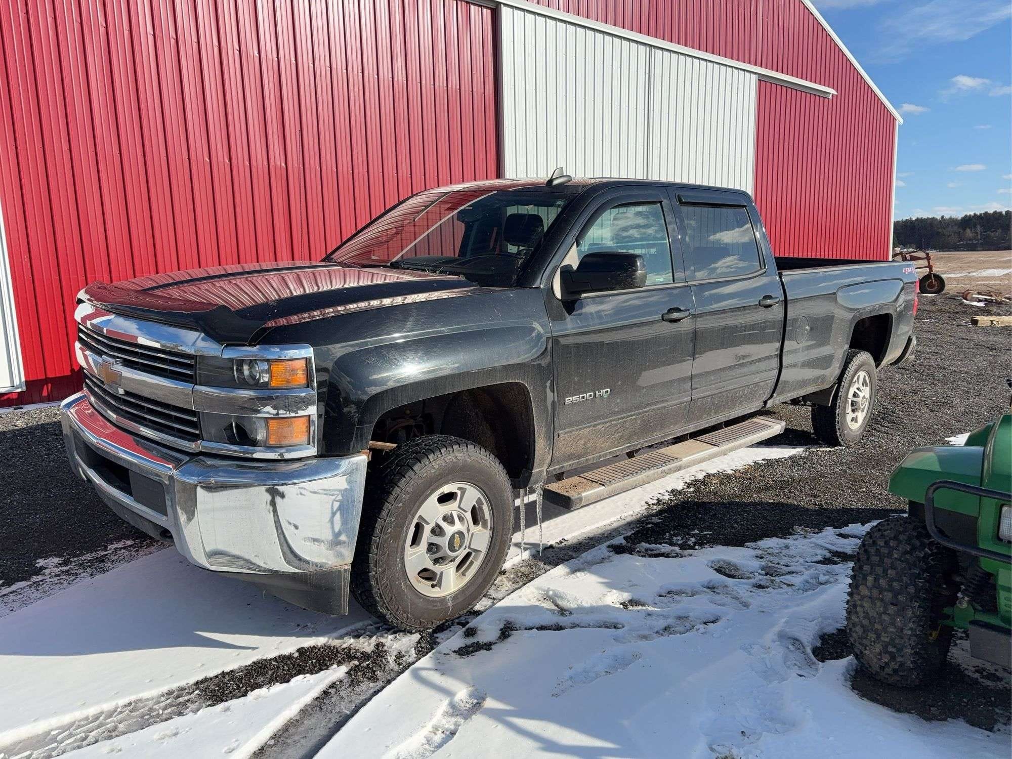 2018 Chevrolet 2500 Equipment Image0