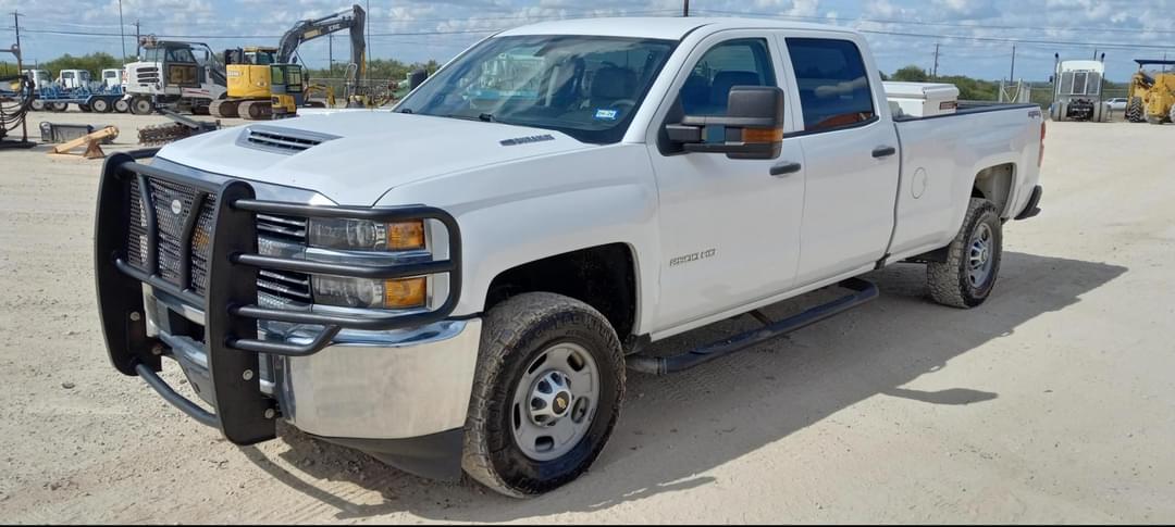 Image of Chevrolet 2500HD Primary image