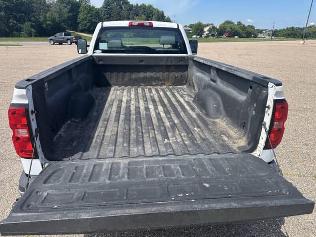 Image of Chevrolet 2500HD equipment image 4