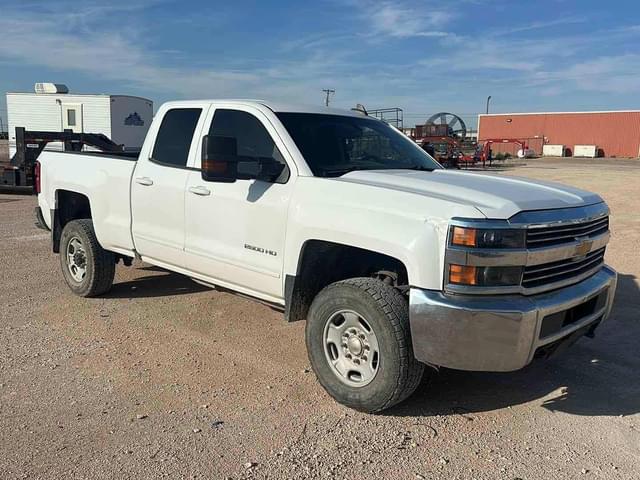Image of Chevrolet 2500HD equipment image 1
