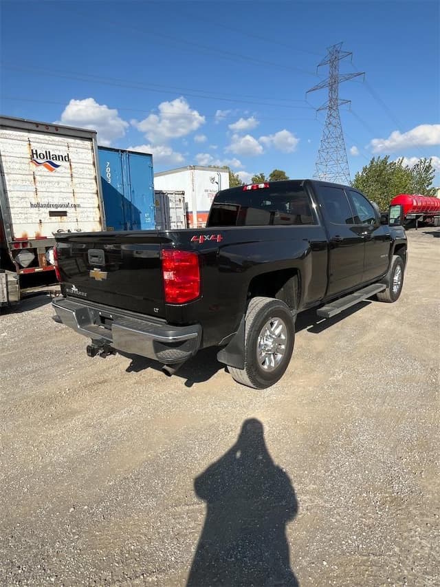 Image of Chevrolet 2500HD equipment image 4