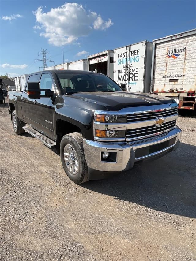 Image of Chevrolet 2500HD equipment image 2