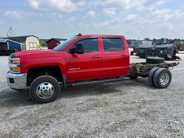 Image of Chevrolet 3500HD equipment image 1