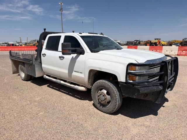 Image of Chevrolet 3500HD equipment image 2