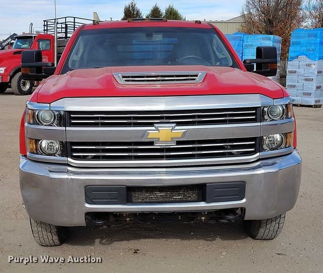 Image of Chevrolet 3500HD equipment image 1