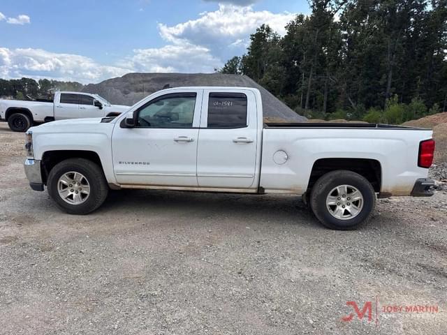 Image of Chevrolet 1500 equipment image 4