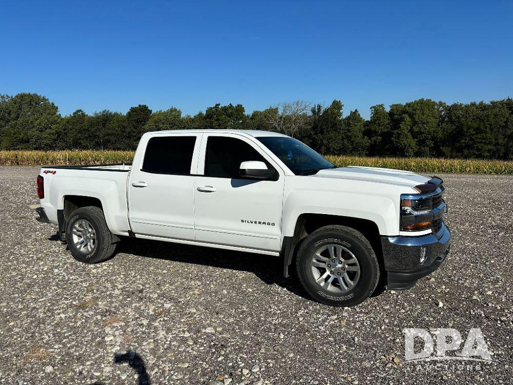 Image of Chevrolet Silverado Primary image