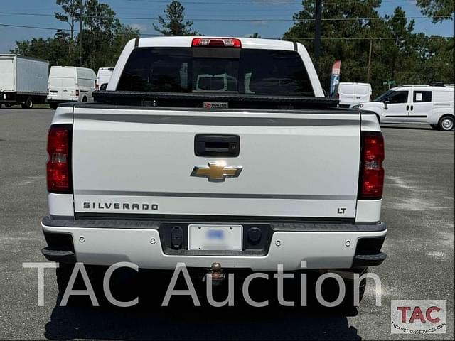 Image of Chevrolet Silverado equipment image 3