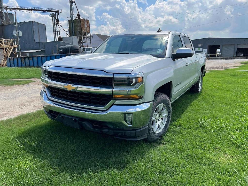 Image of Chevrolet Silverado Primary image