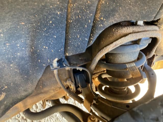 Image of Chevrolet Silverado equipment image 4