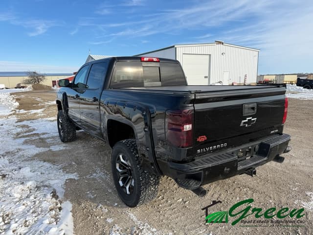Image of Chevrolet Silverado equipment image 4