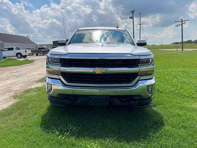 Image of Chevrolet Silverado equipment image 1