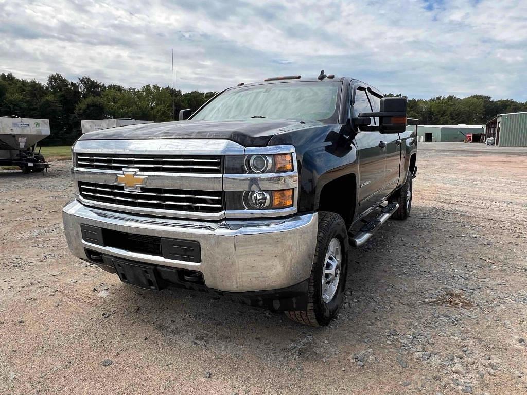 Image of Chevrolet 2500HD Primary image