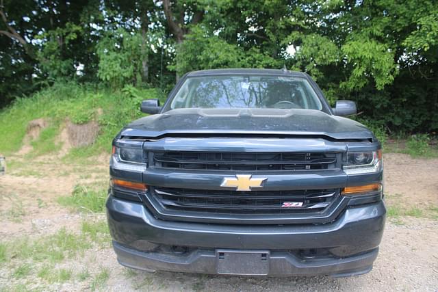 Image of Chevrolet 1500 equipment image 4