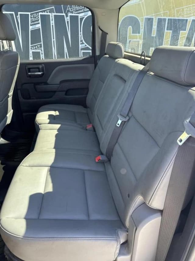 Image of Chevrolet 2500HD equipment image 4