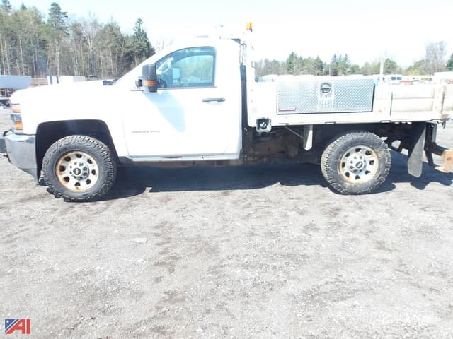 Image of Chevrolet 3500HD equipment image 1