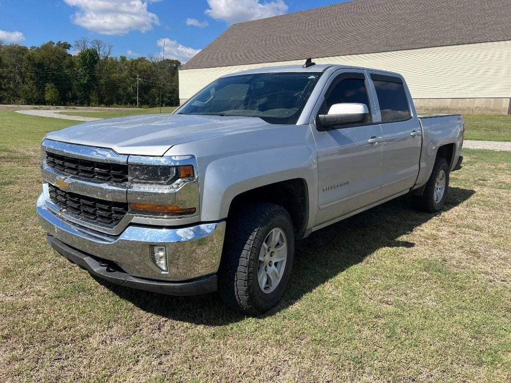 2018 Chevrolet 1500 Equipment Image0