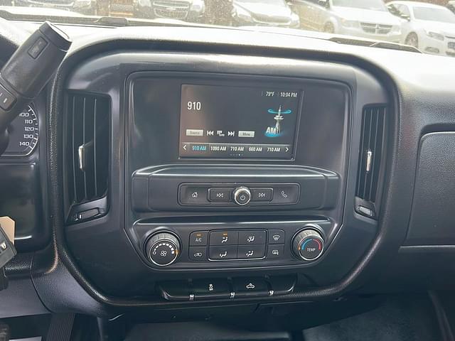 Thumbnail image Chevrolet 1500 16