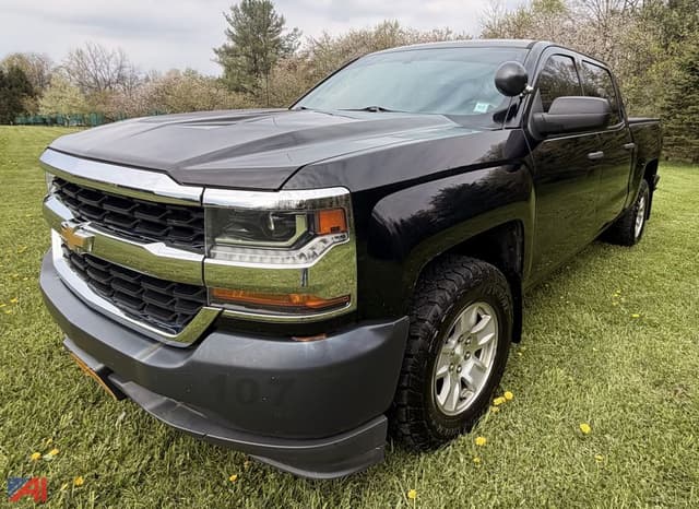 Image of Chevrolet 1500 equipment image 3