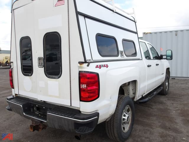 Image of Chevrolet 2500HD equipment image 4