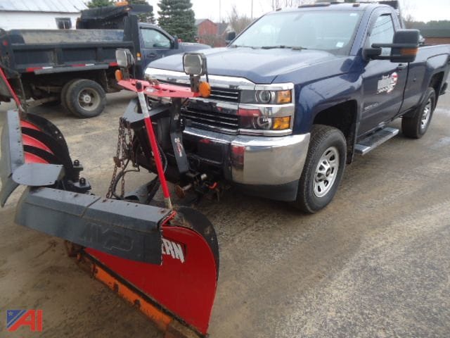2018 Chevrolet 3500HD Equipment Image0