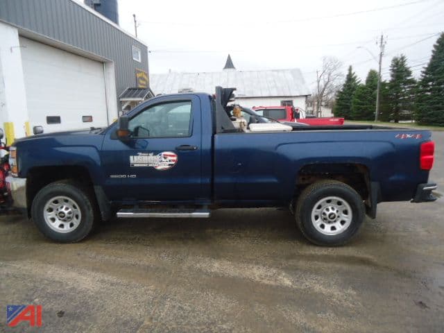 Image of Chevrolet 3500HD equipment image 3