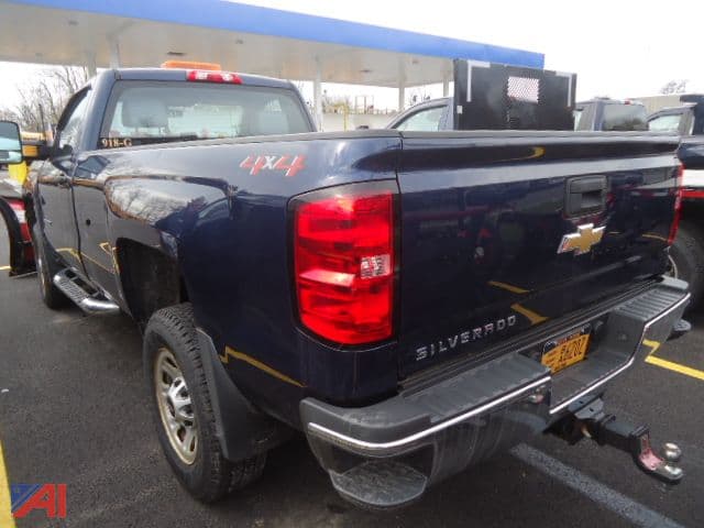 Image of Chevrolet 3500HD equipment image 4