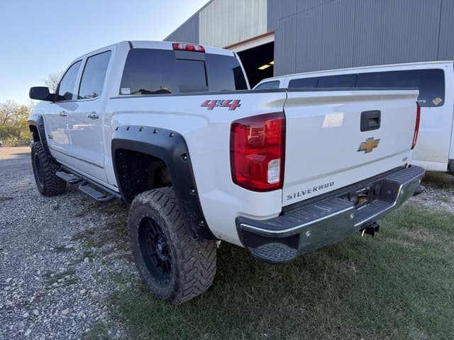 Image of Chevrolet 1500 equipment image 2