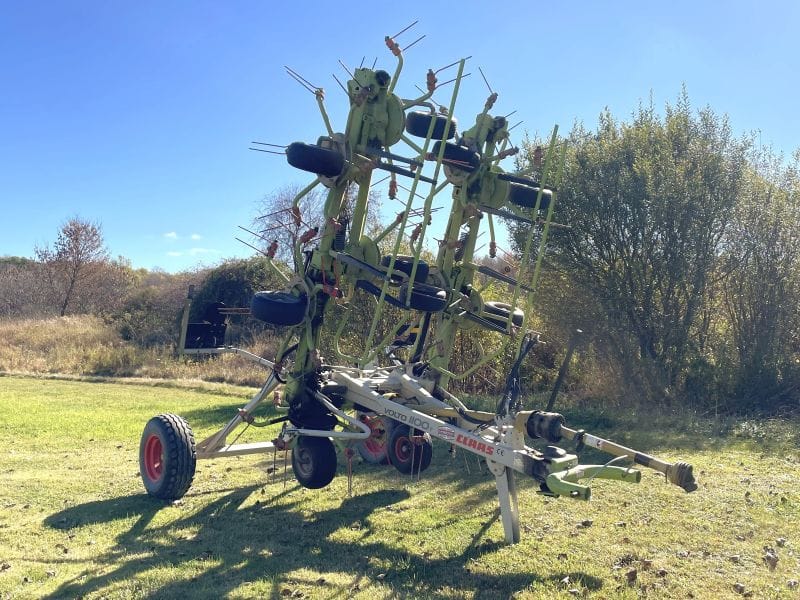 2018 CLAAS Volto 1100T Equipment Image0