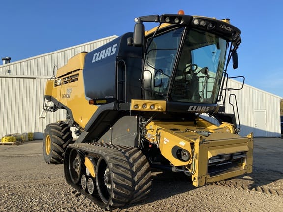2018 CLAAS LEXION 740TT Equipment Image0