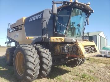 Main image CLAAS LEXION 740