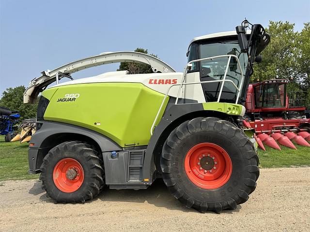 Image of CLAAS Jaguar 980 equipment image 3