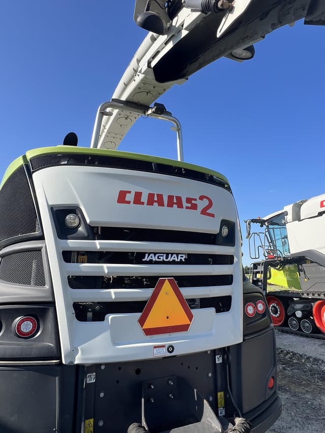 Image of CLAAS Jaguar 980 equipment image 4