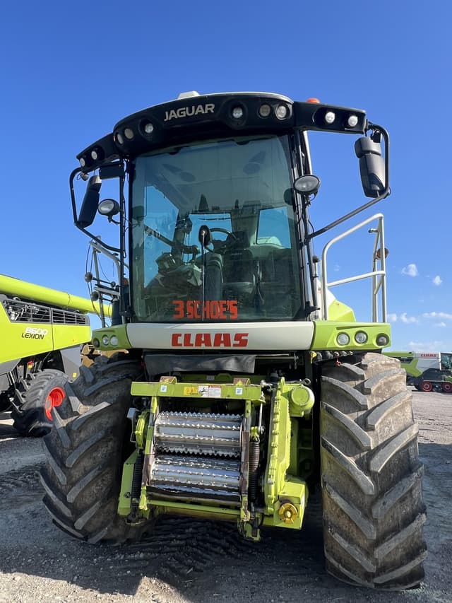 Image of CLAAS Jaguar 980 equipment image 1
