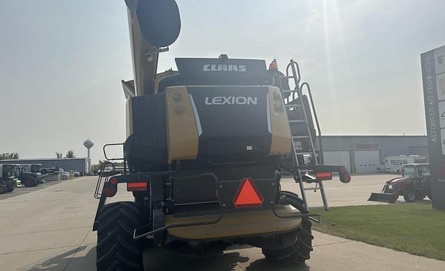 Image of CLAAS LEXION 760TT equipment image 3