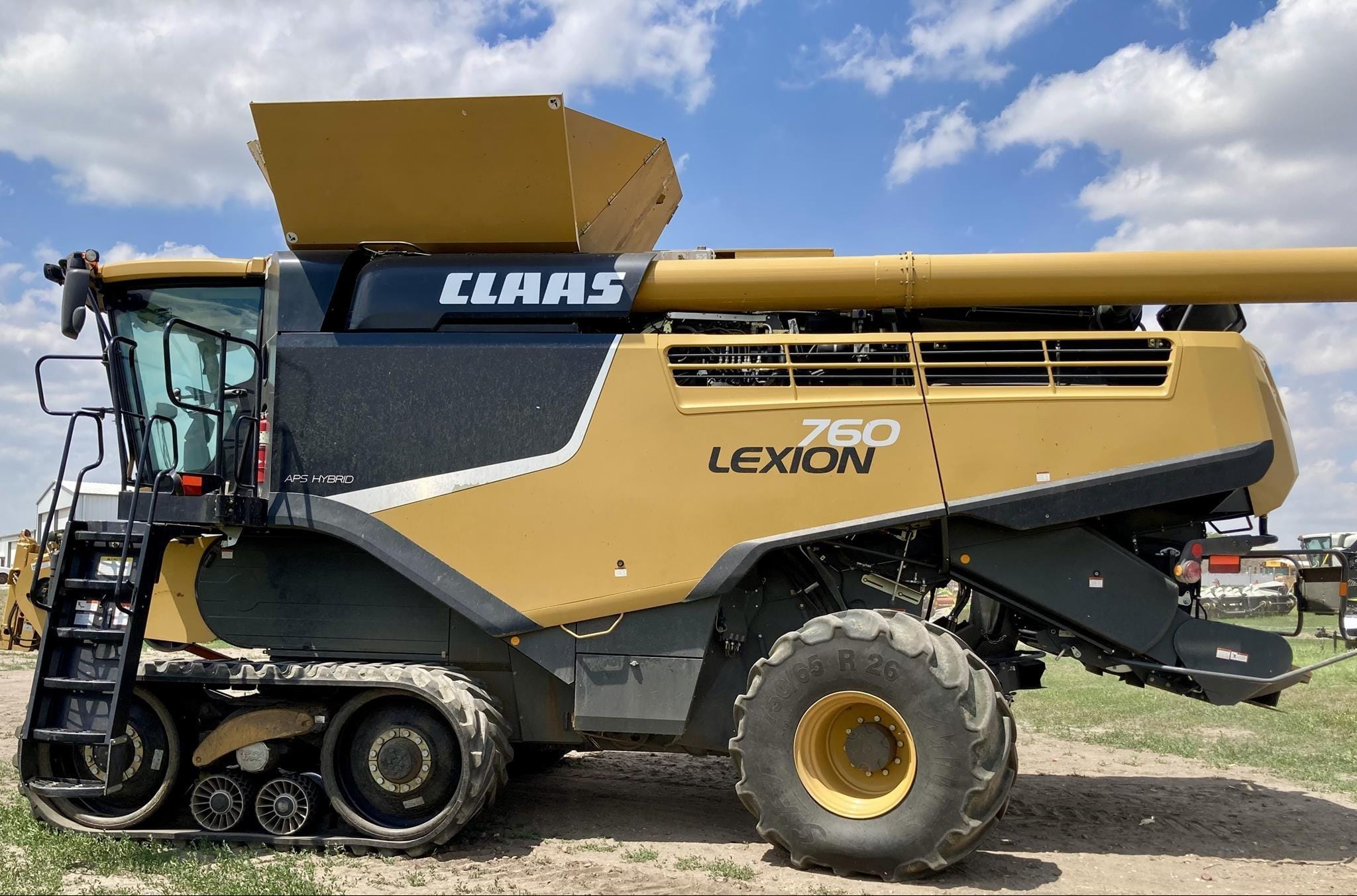 2018 CLAAS LEXION 760TT Equipment Image0