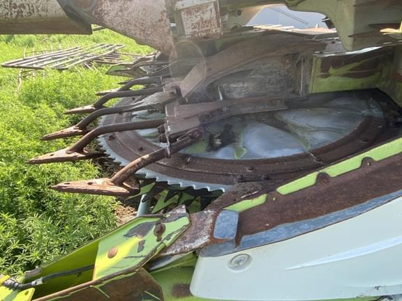 Image of CLAAS Orbis 750 equipment image 2