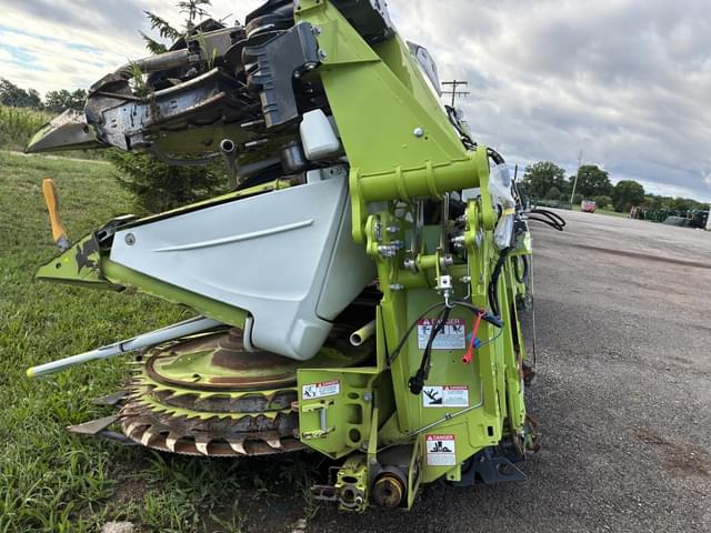 Image of CLAAS Orbis 750 equipment image 4