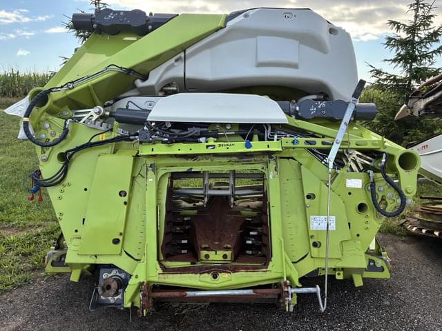Image of CLAAS Orbis 750 equipment image 2