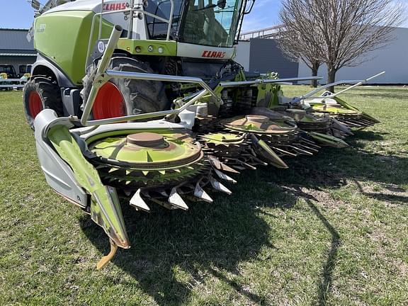 Image of CLAAS Orbis 750 equipment image 2