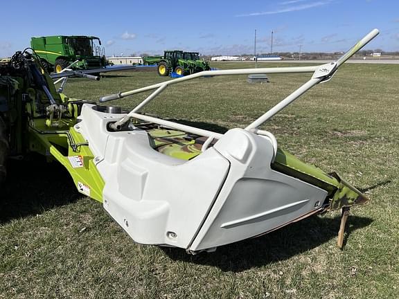 Image of CLAAS Orbis 750 equipment image 4