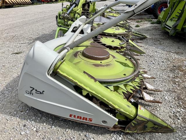 Image of CLAAS Orbis 750 equipment image 2