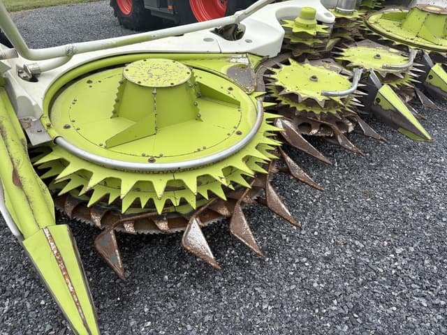 Image of CLAAS Orbis 900 equipment image 3